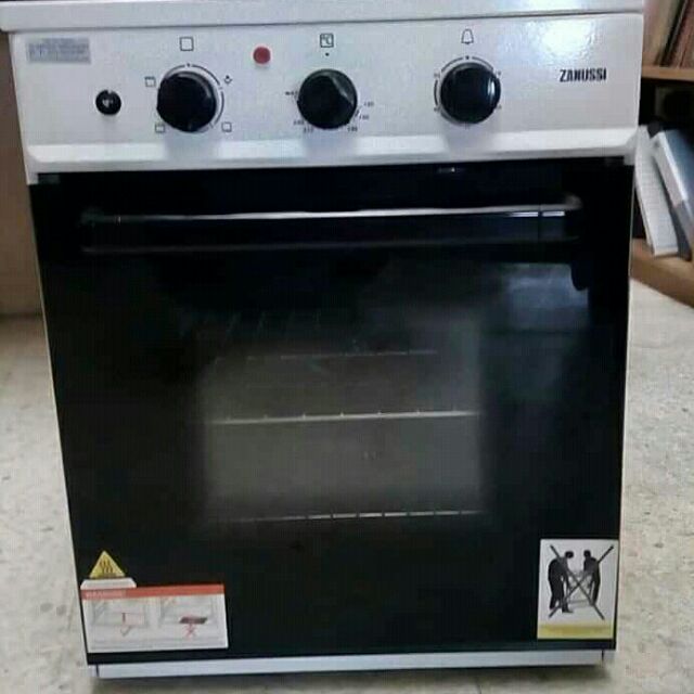 zanussi cooker