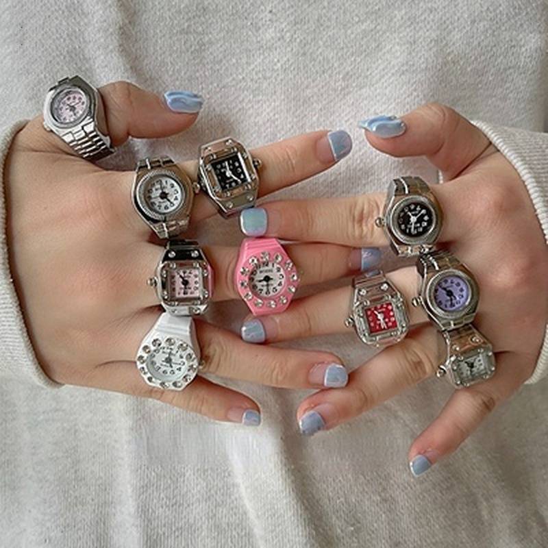 Individuality Vintage Punk Elastic Stretchy Quartz Watch Rings / Couple Rings Jewelry Clock /Women Man Hip-hop Couple Accessories