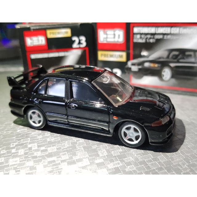 takara tomy mitsubishi lancer