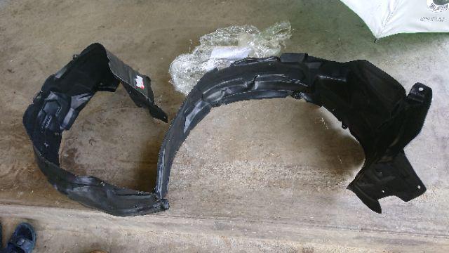 FENDER INNER ( DAUN PISANG ) FRONT / DEPAN - PERODUA VIVA 