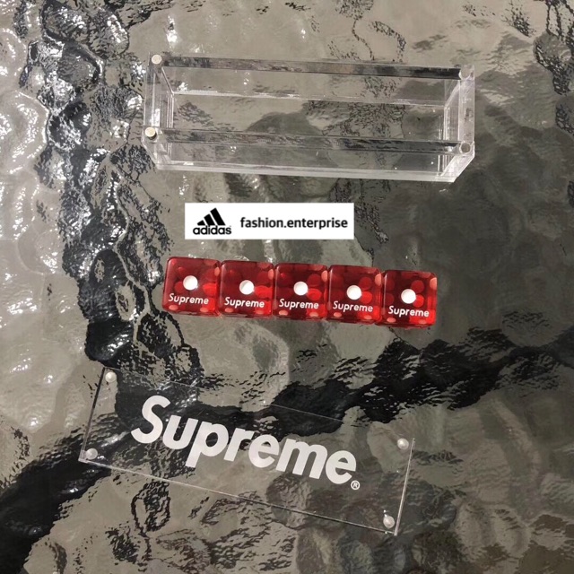 supreme dice set