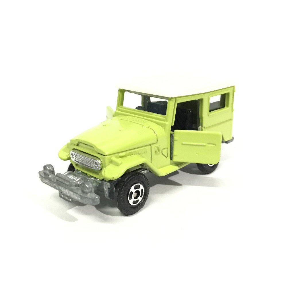 tomica toyota land cruiser