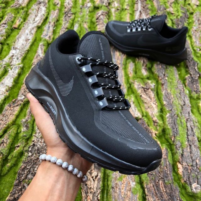 nike zoom utility