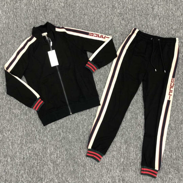 gucci sweatshirt and sweatpants