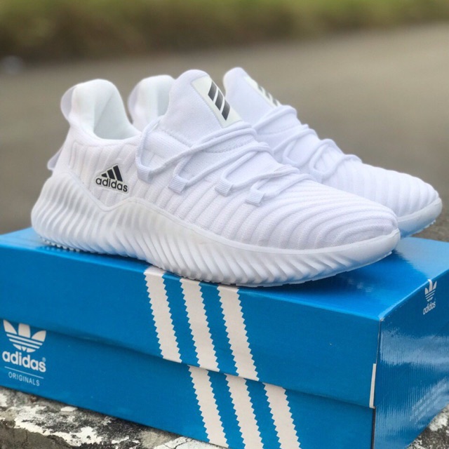 alphabounce trainer white