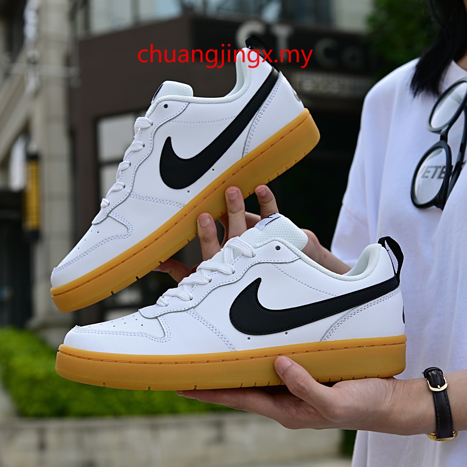 nike court borough womens