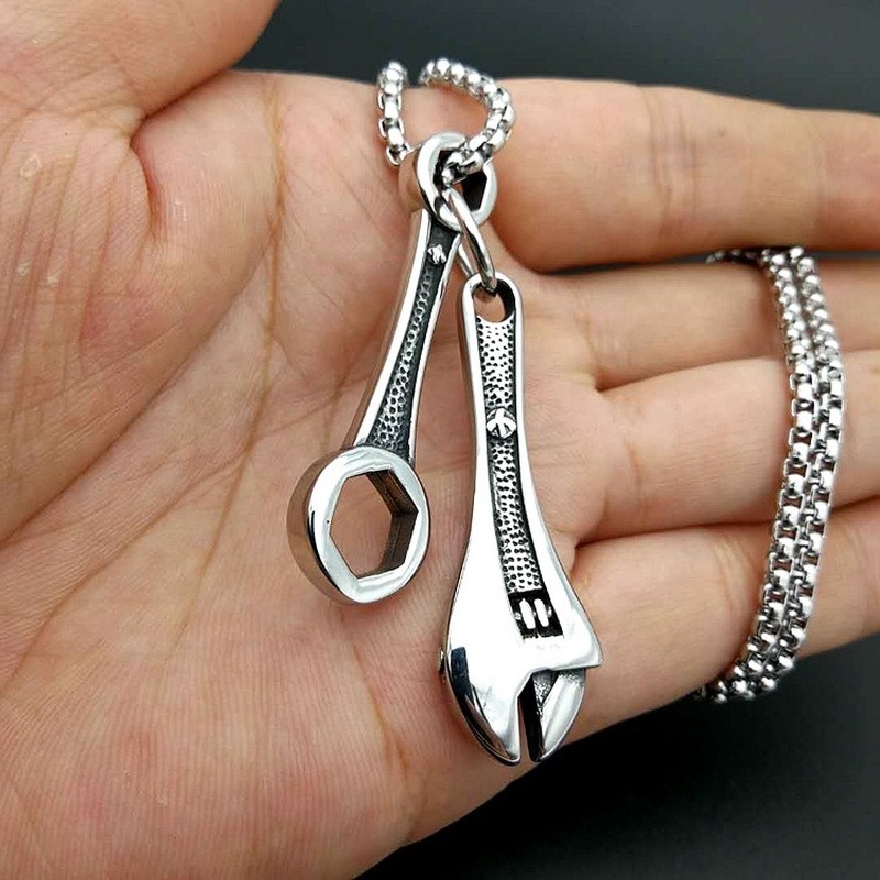 Vintage Hip-hop Men's Fashion Stainless Steel Wrench Customized Necklace Punk Party Jewelry Accessories