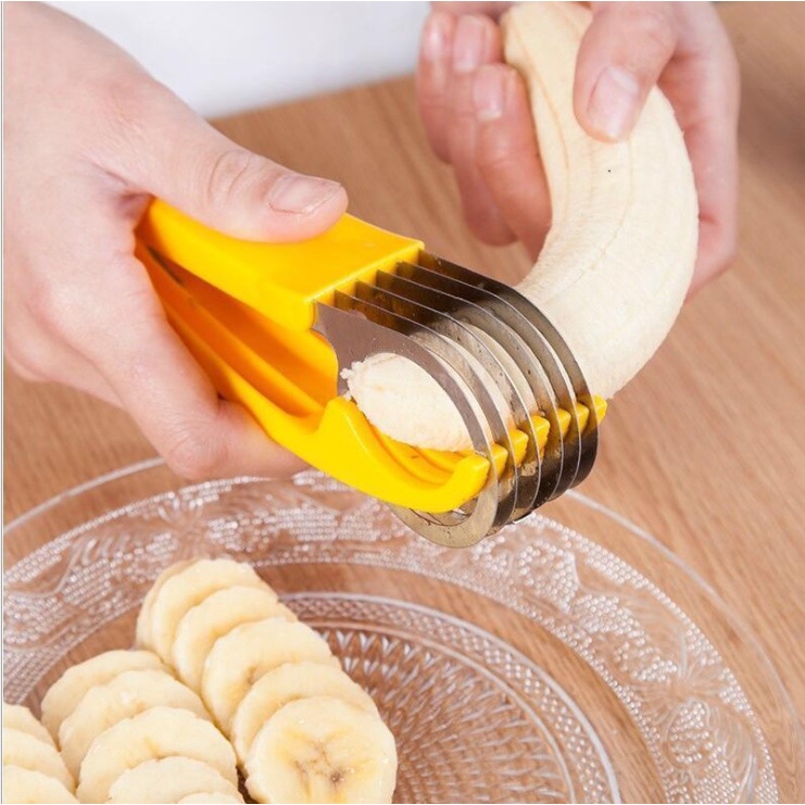 Ready Stock Kitchen Gadgets Stainless Steel Blade Banana Cutter Slicer Cucumber Ham Can Be Used 厨房小工具 不锈钢刀片香蕉切器 香蕉切片器 黄瓜火腿均可用 Penghiris Pisang Bilah Keluli Tahan Karat