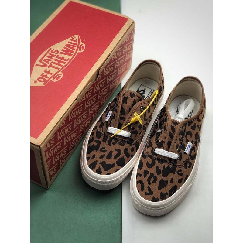 vans authentic leopard