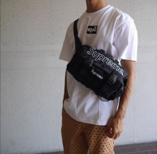 supreme waist bag ss20 on body