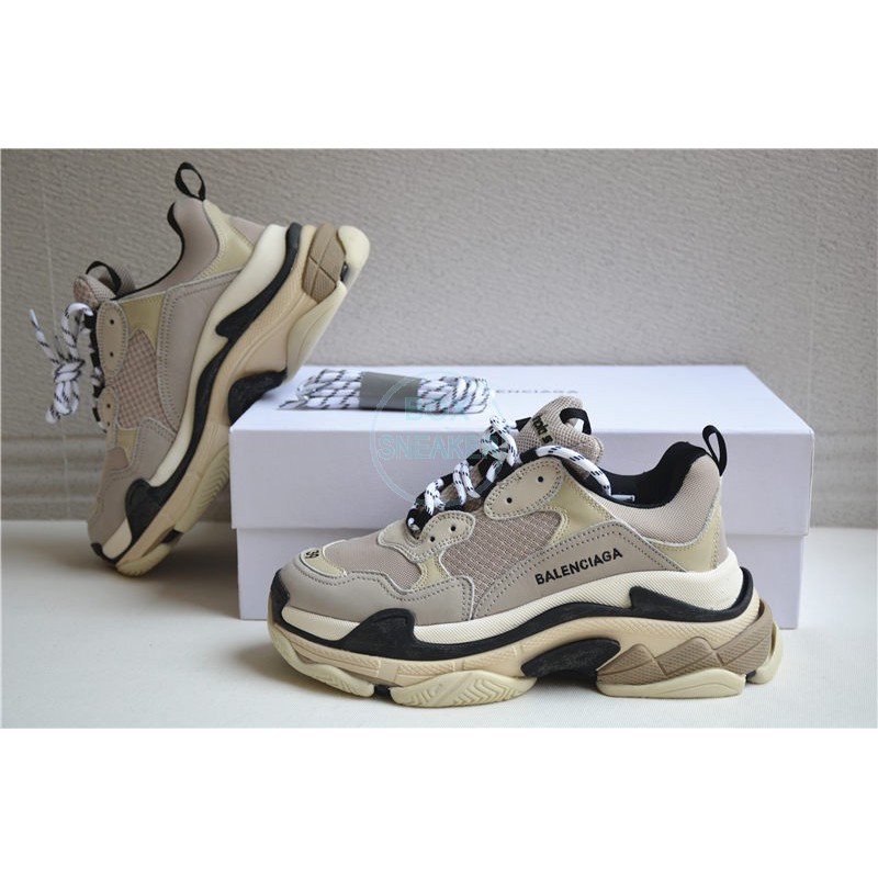 balenciaga triple s vanille