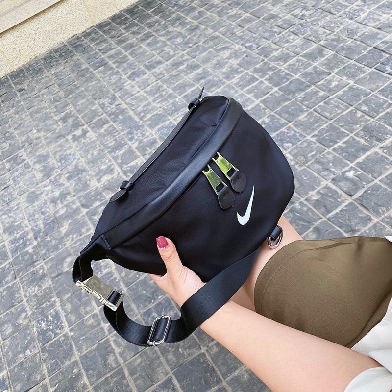 latest nike bag