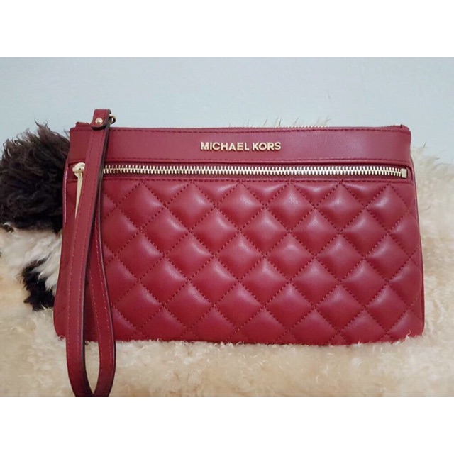 michael kors wristlet handbags