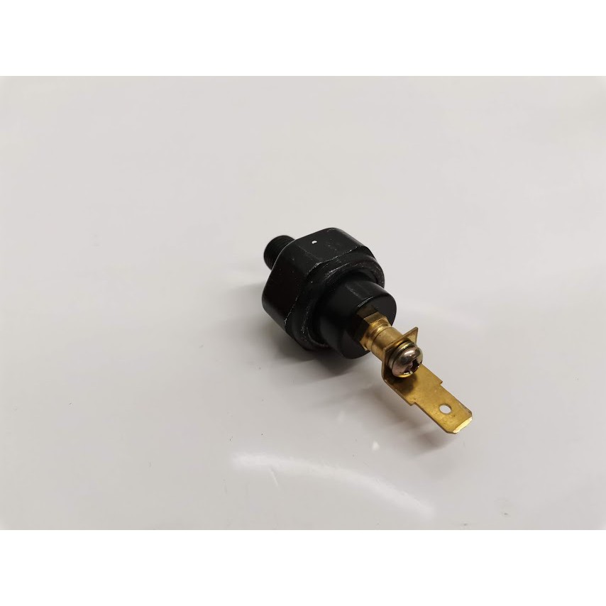 OIL PRESSURE SWITCH / Naza Citra, Hyundai Getz, Toyota Matrix, Kia