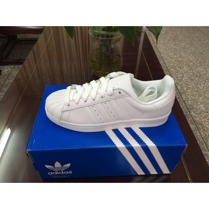 adidas shoes full white