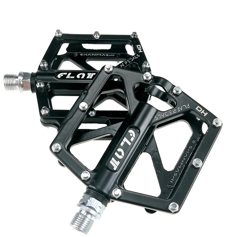 wide bike pedals
