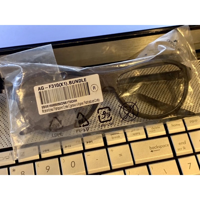 LG Cinema 3D Glasses, One Brand New, One Used Shopee Malaysia