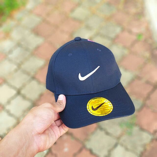 nike dark blue cap