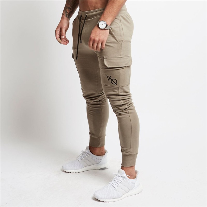 vanquish black tapered cargo sweatpants