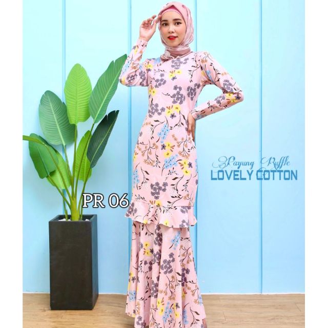 Baju Kurung Kain Kembang