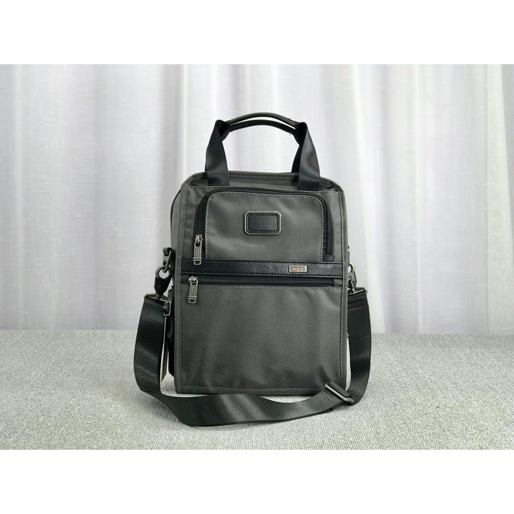 tumi mens bag