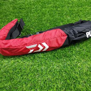 Daiwa Life Jacket Auto Inflatable Df 2709 Shopee Malaysia