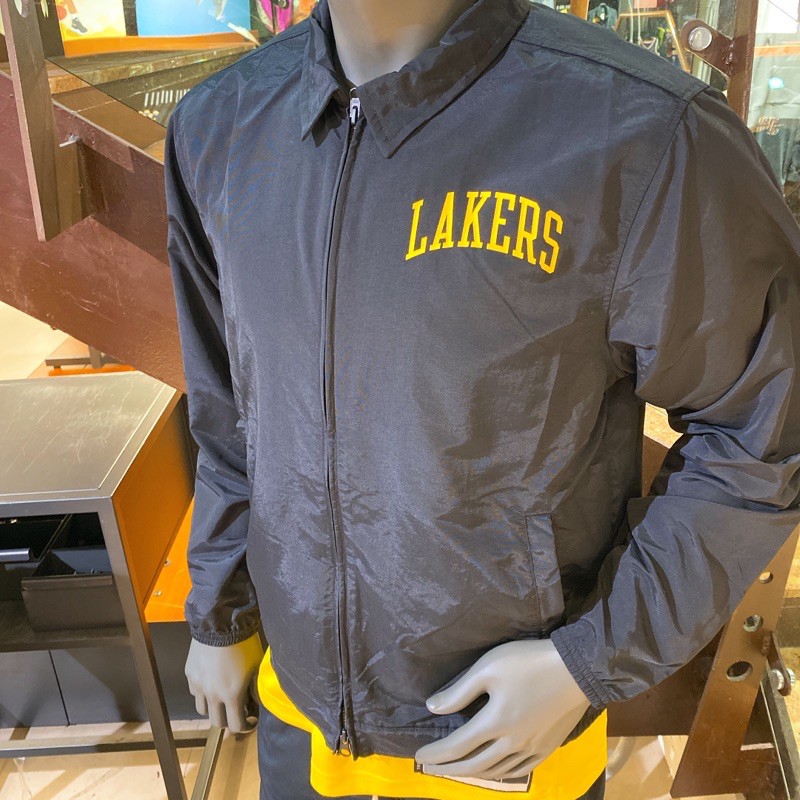 lakers coach jacket