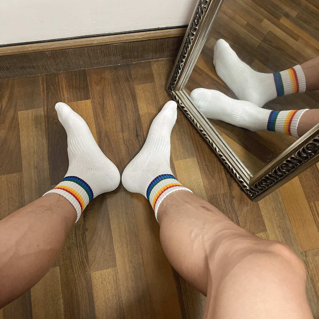 Mens Thicken Cotton Medium Tube Socks Rainbow Striped Casual Versatile Soft Elastic Comfortable