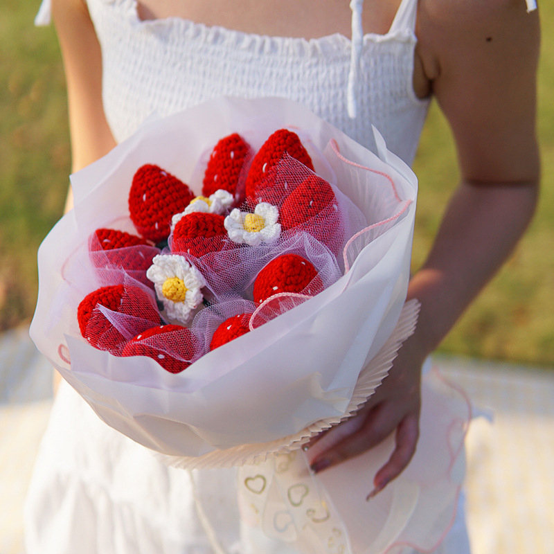 1Pc Crochet Fruit Strawberry Flower Creative Wool Knitted Finished Handmade Product Preserved Fresh Flower Mother's Day Valentine's Day Teachers'Day Gift
