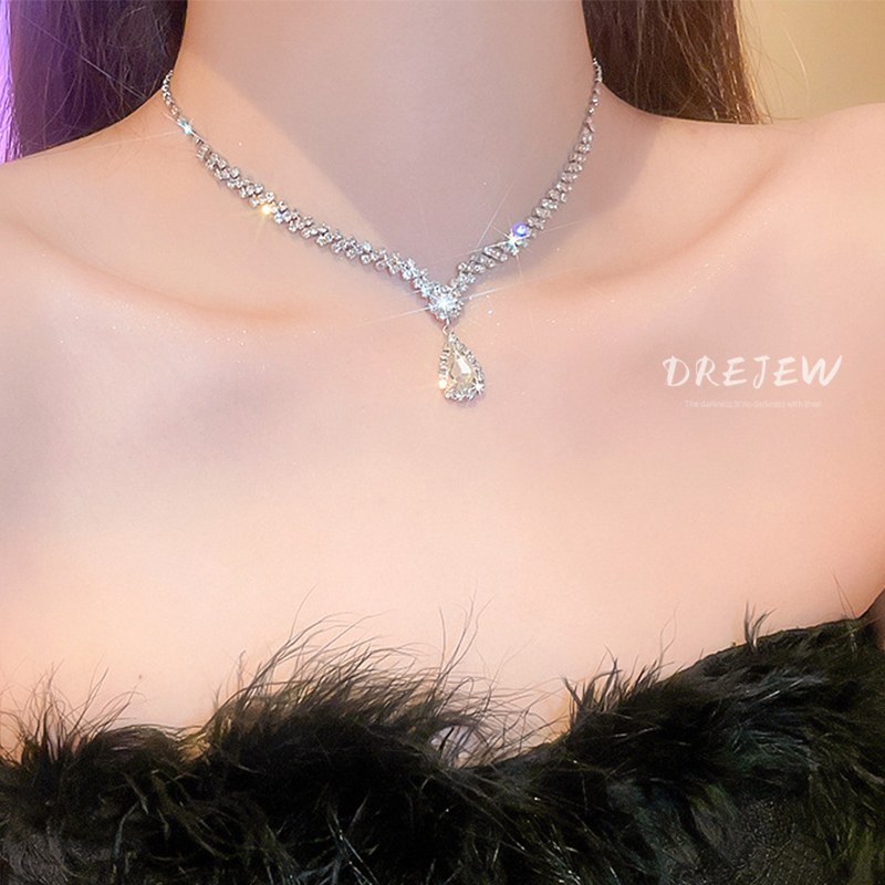 DREJEW European and American fashion diamond-encrusted water drop tassel necklace light luxury temperament clavicle chain high-end sense necklace female