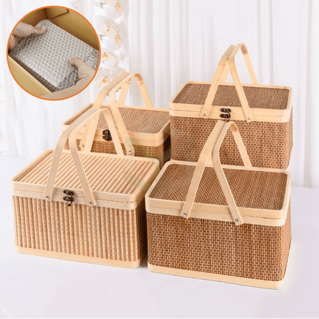 CNY Lunar New Year Gift Bakul Bamboo Basket with Handle Lid Lock Handmade Festival Packaging Snacks Candy Box Picnic Fruit Storage