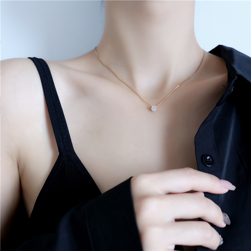 Ht Classic Six-Claw Single Diamond Titanium Steel Necklace Simple Light Luxury High-Grade Stainless Steel Girls Clavicle Chain Non @-