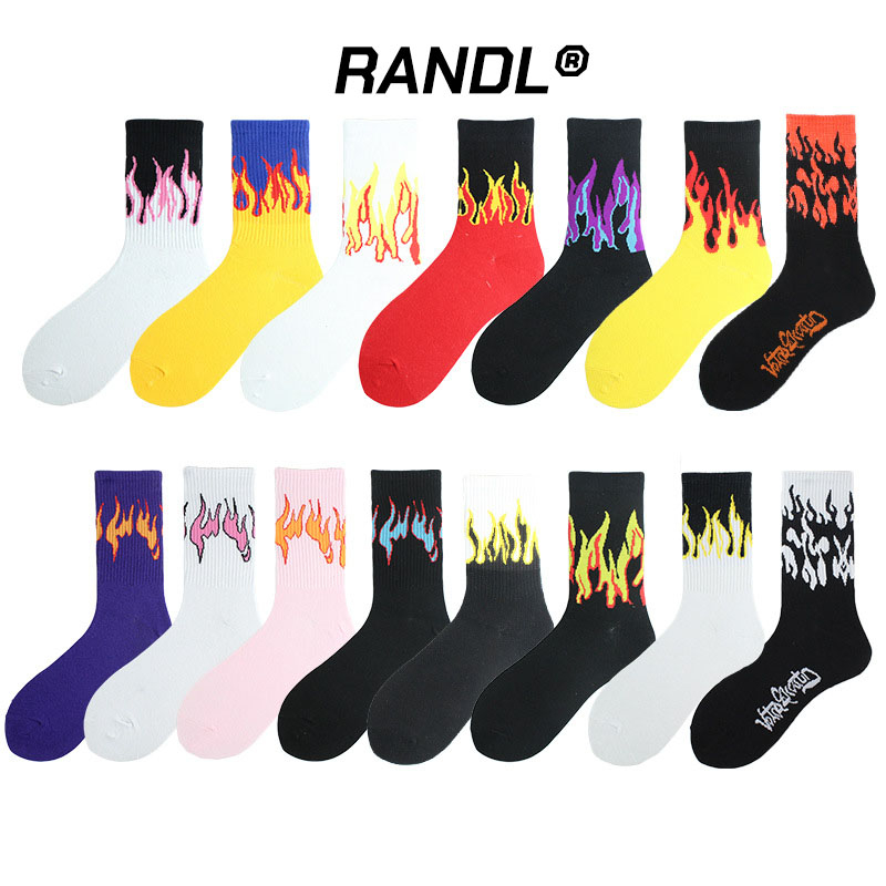 RANDL SOCKS Hip Hop Colorful Fire Socks Black White Yellow Funny Flame Crew Socks Unisex Skateboard Street Skarpetki Sock S0480