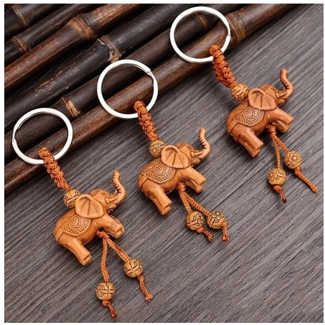 1Pc Elephant Carving Lucky Pendant Keychain Key Ring Evil Defends Decor Gift