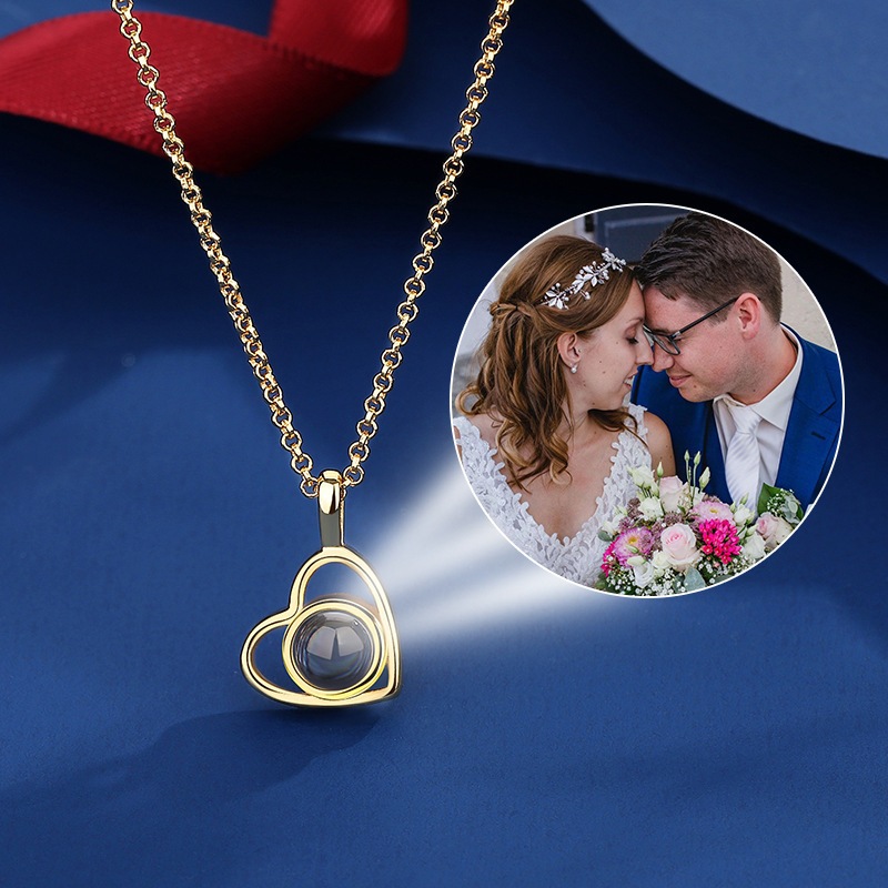Personalized Photo Projection Heart Necklace for Women Custom Picture Necklace Women Anniversary Sweet Gift for Girlfriend Mother's Day Gift Anniversary Gift For Husband