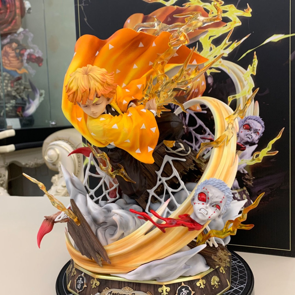 【Shipping From Malaysia】Demon Slayer Zenitsu Giyuu Tanjiro Lucky Bag Mystery Box Blind Box Doll Figure Office Tabletop Decoration Action Figure Statue Model