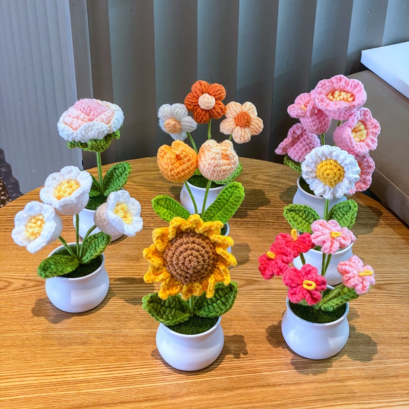 (Local Seller) DDhome Hand woven artificial flowers desktop ornament Hadiah Hari Ibu Mother's Day Gift