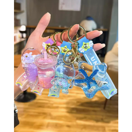 Acrylic Quicksand Sanrio floating crystal key chain creative colorful leather cord big-eared dog bag pendant