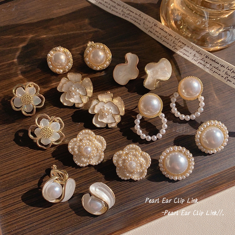 Muslim Simple Colorful Flower Ear Clip Korean Style Round Pearl Ear Clip No Piercing Required 2025 New Ladies Fashion Accessories