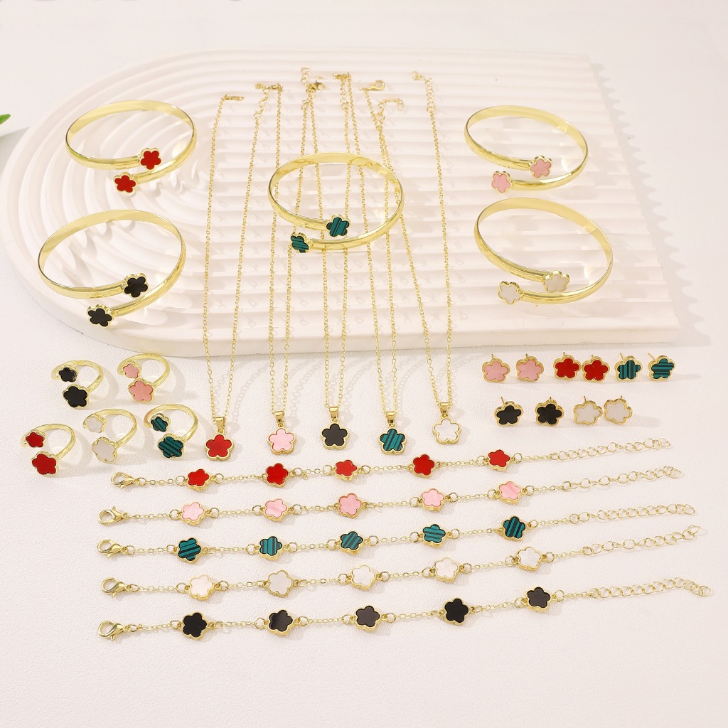 Fashion 18K Gold Plated Korea Five Clover Leaf Lucky Flower Bracelet Necklace Ring Earrings Set Women Jewelry Birthday's Day Gift