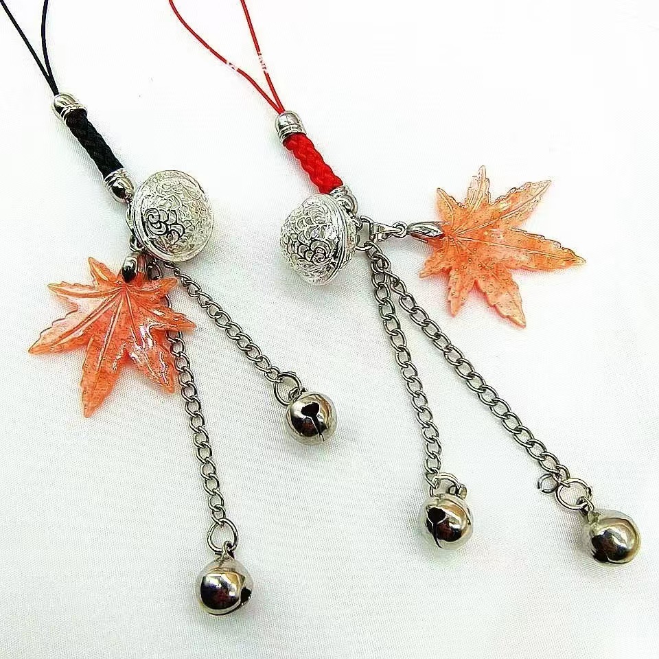 Gufeng palace bell mobile phone chain, maple leaf pendant key U disk hanging decoration