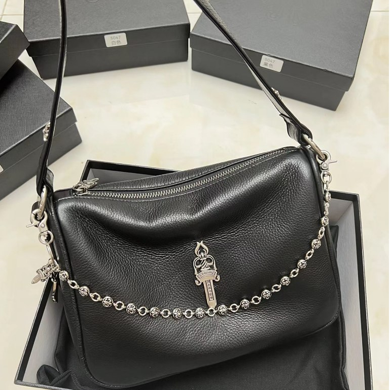 [Original Authentic with Packaging Box] Chrome Hearts Chrome Hearts Cross Button Pendant Zipper Opening Closing Leather 100% Genuine Leather Bag Chicken Nugget Bag Underarm Bag Shoulder Bag Women's Black 1: 1