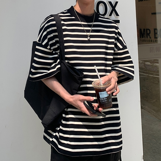 【READY STOCK】ProMan black and white striped Short-Sleeved Men's Loose All-Match Street Wear Fashion Simple Round Neck t-Shirt Summer ins Casual 男士韩国风格黑白条纹简约百搭短袖