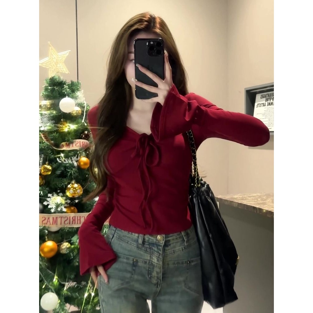 Red long sleeved T-shirt for women drawstring slim fit long sleeved flared sleeve top