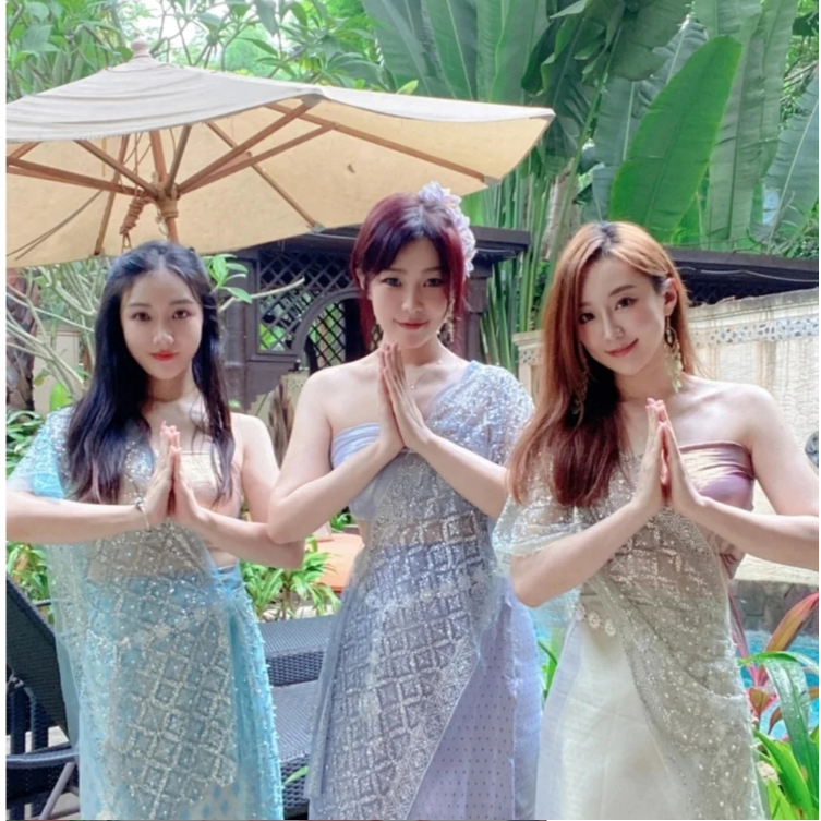 Luxury Thai Women's Vintage Dress Thailand Traditional Clothing 3-piece Set Vietnamese Dresses Slim and Sexy Yukata Dai Costume