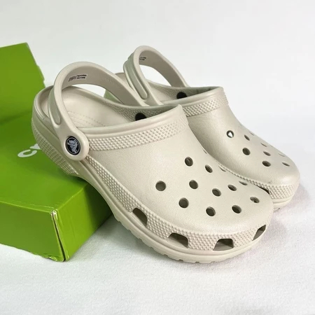 Crocs Classic Clog Breathable Durable Trendy  Anti-Oxidation Slippers for Young people Comfortable Sandals Durable.
