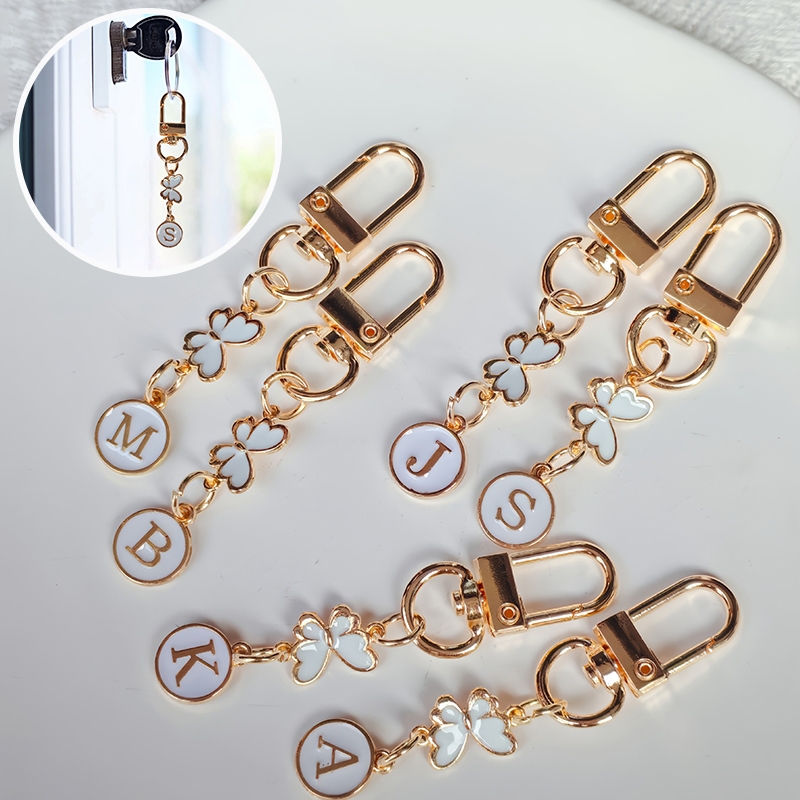 A-Z Name Letter Keychain Alphabet Keyring Metal Holder Women Bag Charms Accessories Luxury Personalized Gift Jewelry