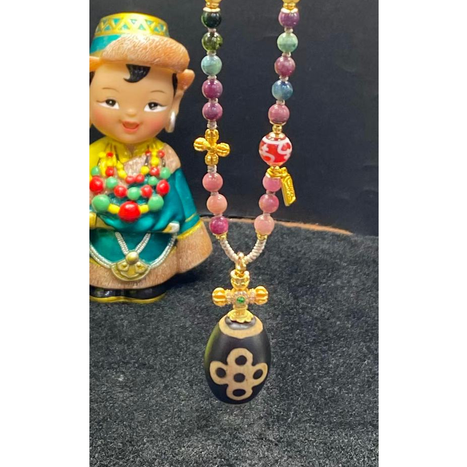 【快速吸财】黑肉达洛五眼闪电天珠碧玺项链[Quickly Absorb Money] Black Meat Dalo Five Eyes Lightning Dzi Beads Tourmaline Necklace
