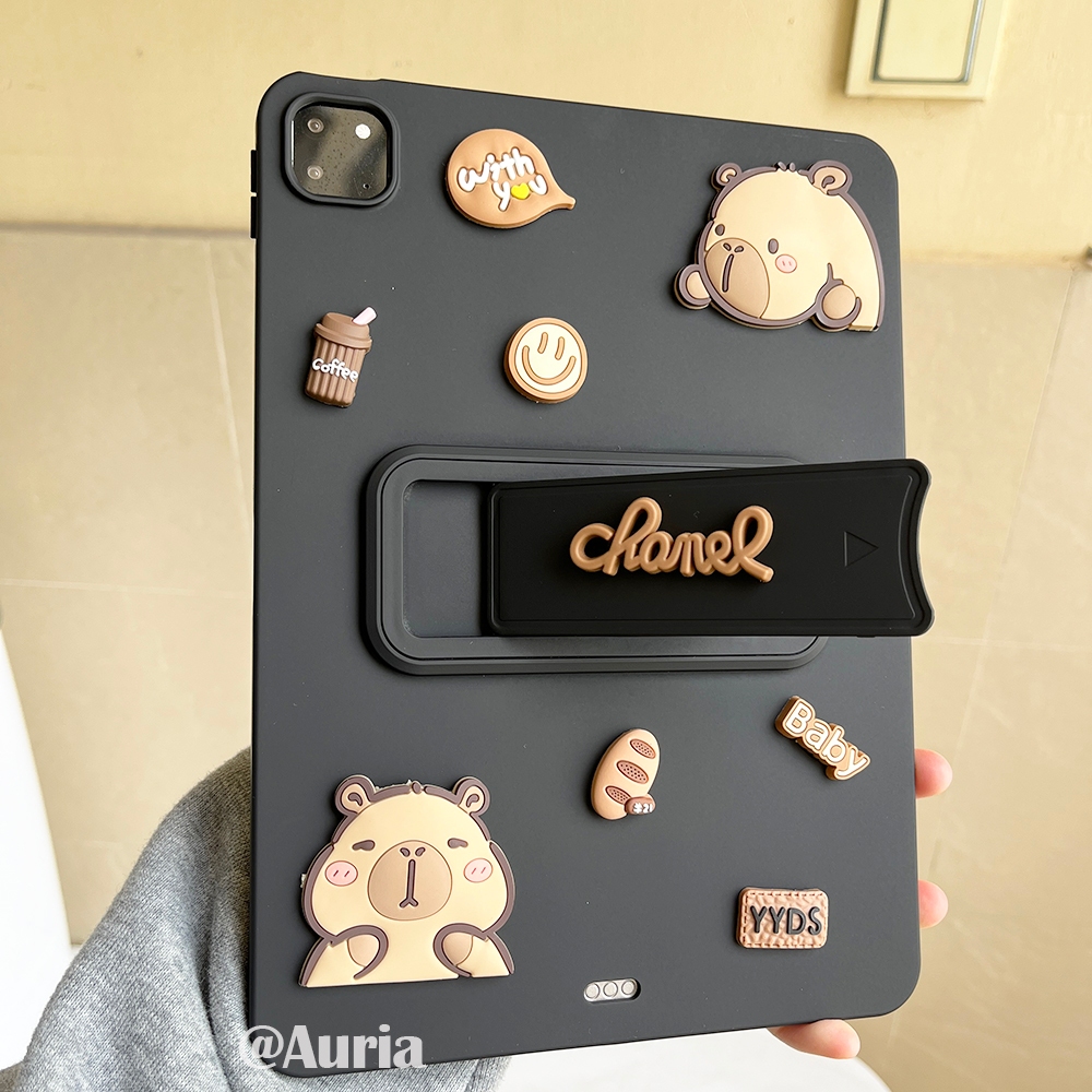 【With Foldable Stand】Skin-friendly Soft Silicone White Tablet Case With Capybara Sticker For iPad Mini 6 7 9.7 Air 1 2 Gen 5 6 7 8 9 10.2 Inch Pro 11 M4 M5 Gen 10 11 A16 2025 Cover