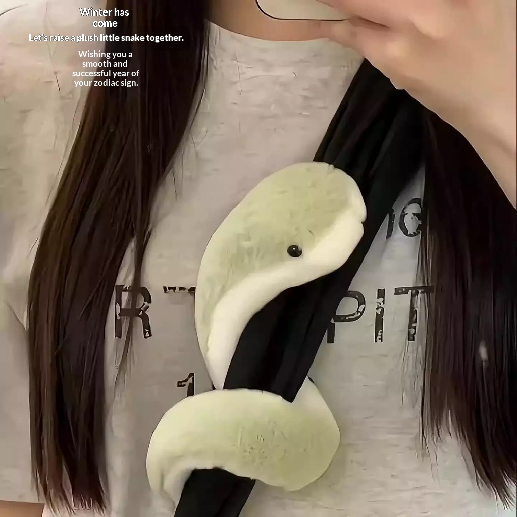 Wheatfield Life Store Plush toy new small green snake doll Snake Year mascot cute and quirky short plush fabric doll toy soft and skin-friendly safe and odorless children's gift hot-selling wholesale